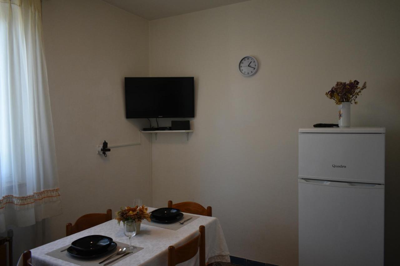 Apartmani Grejs Лабин Екстер'єр фото